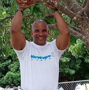 Meet your Posher, Sidney